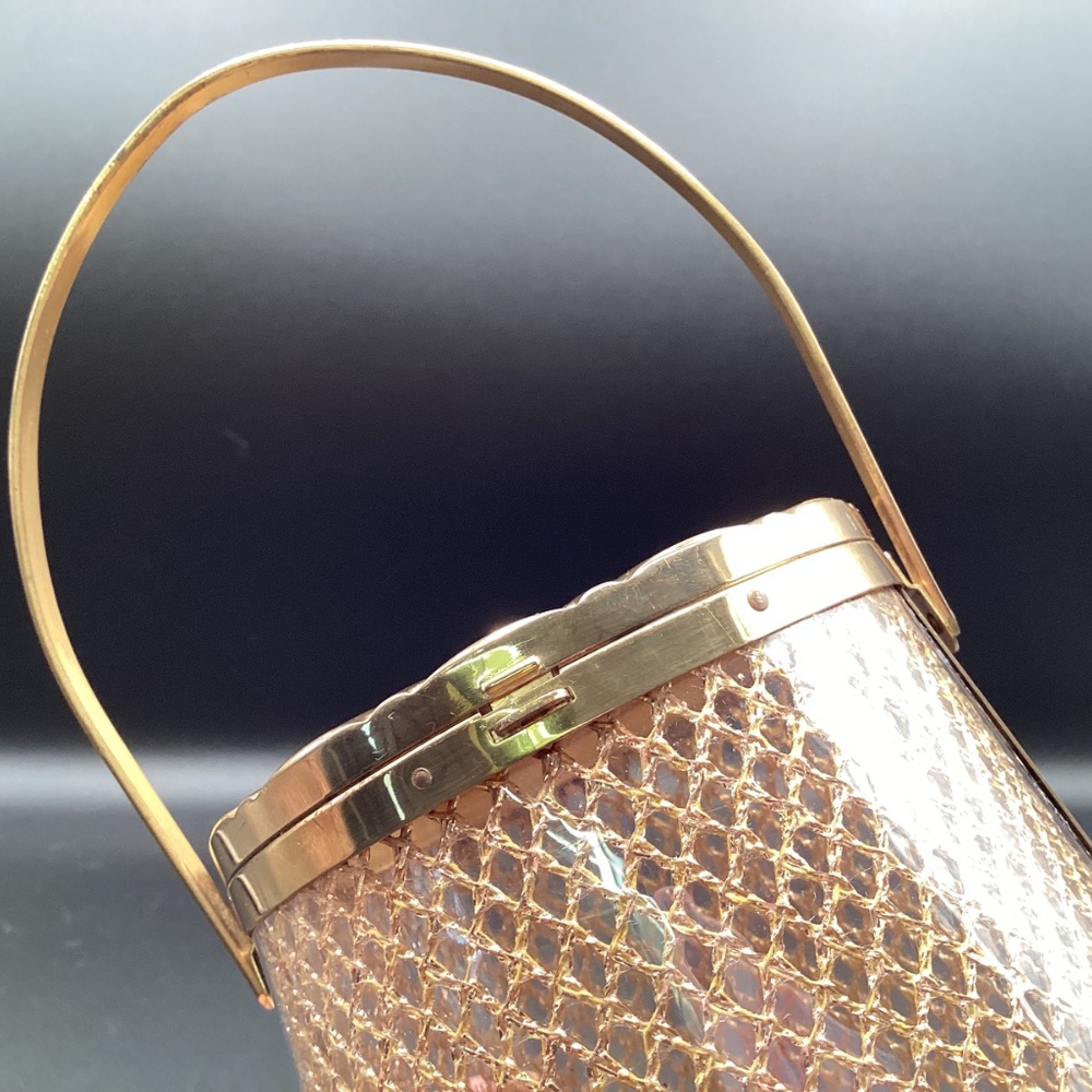 Vtg 1950’s Majestic Hard Purse Mirror Lid Lantern Handbag Gold Mesh minordamage - Picture 5 of 11